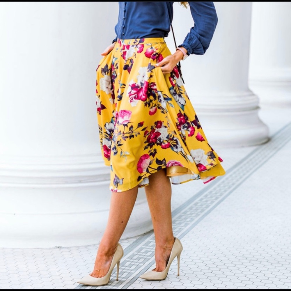 Yellow Floral Circle Skirt With Pockets